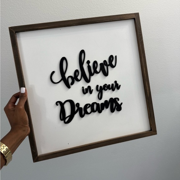 Believe in your dreams Frame 🖼️ - Picture 2 of 4